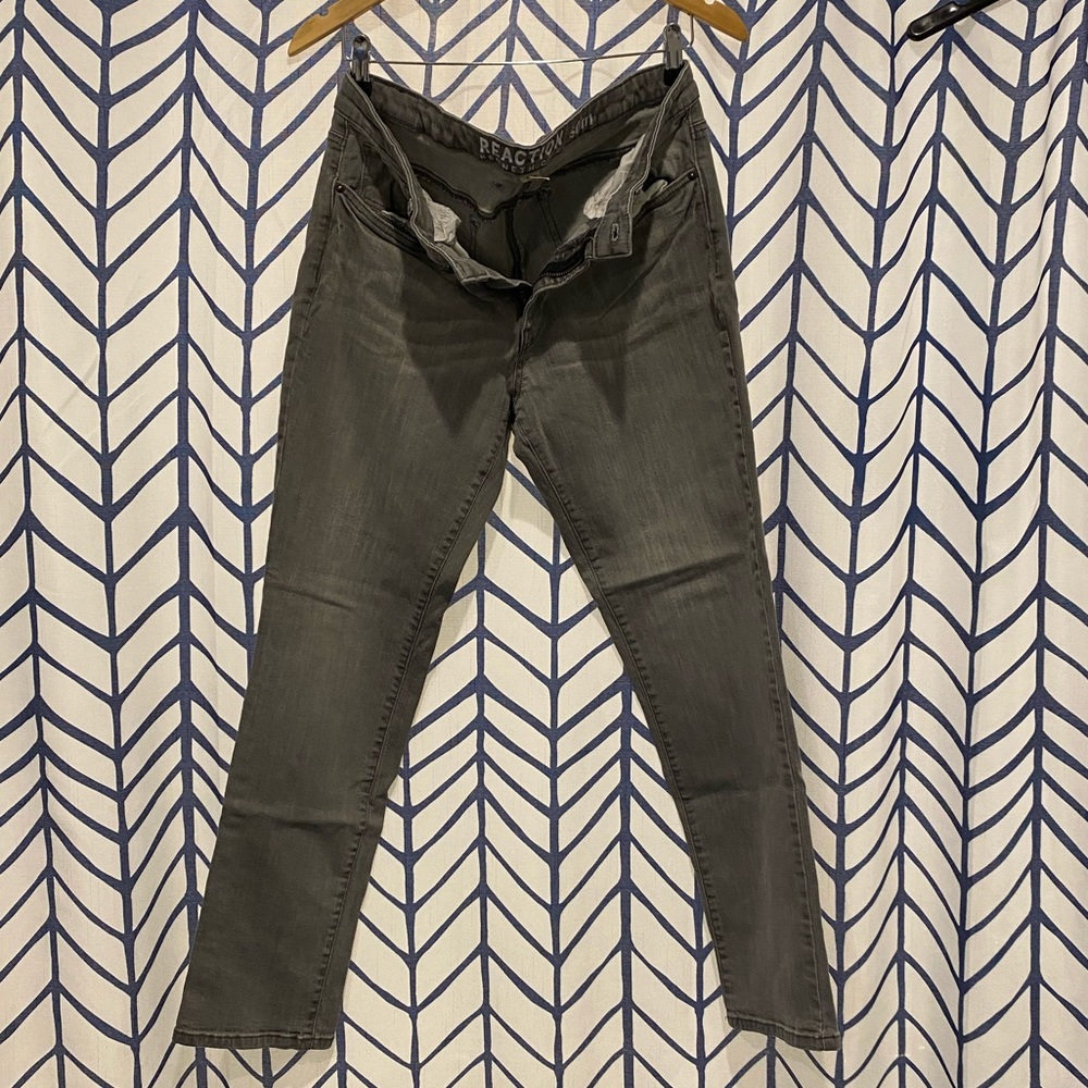 Kenneth Cole Reaction Slim Straight Men’s Jeans